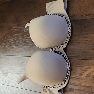 Cacique sz 42 C leopard print accent tan bra